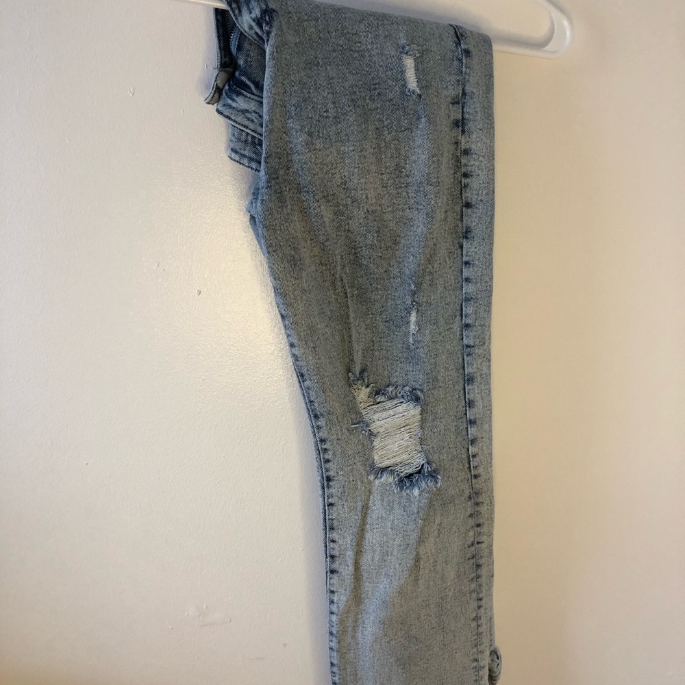 Distressed Light Blue Jeans